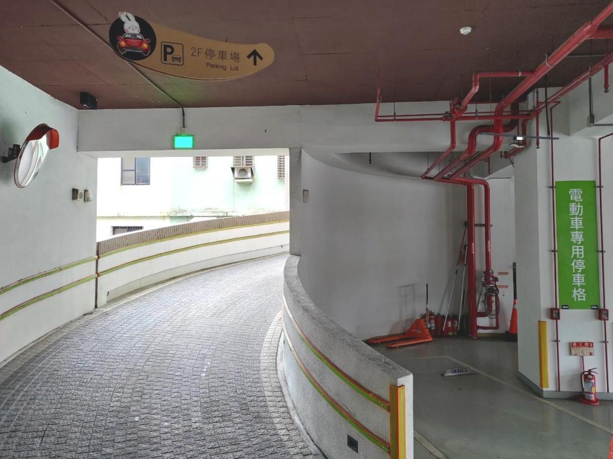 Walden Hotel Yilan Exterior photo